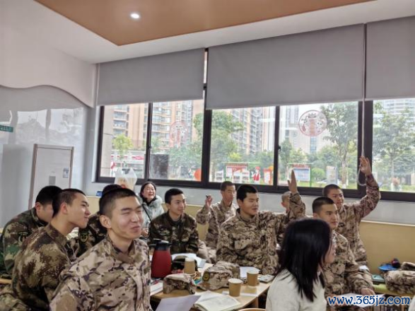 狮享步履  讲好红色故事，延续红色血脉！“狮享西宾团”第一课开讲啦！(1)892