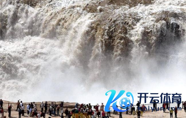 黄河壶口桃花汛来了 春日壮好意思画卷